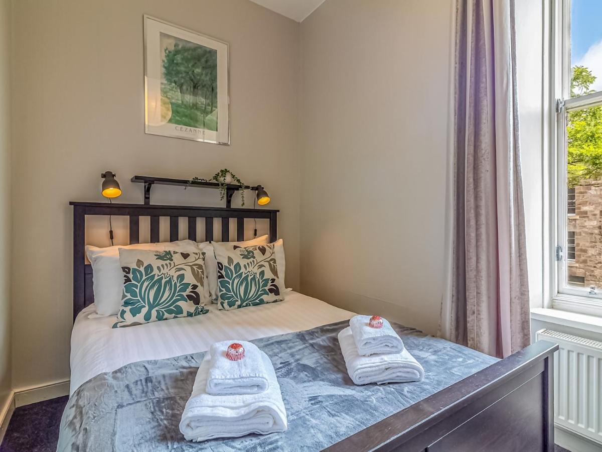 Pass The Keys Spacious And Homely Flat On The Royal Mile EDI Exterior foto