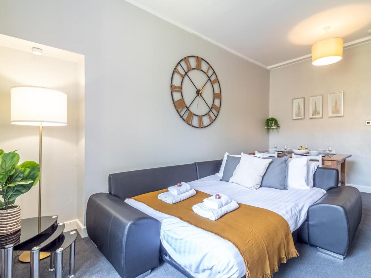 Pass The Keys Spacious And Homely Flat On The Royal Mile EDI Exterior foto