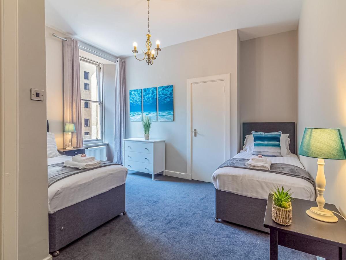 Pass The Keys Spacious And Homely Flat On The Royal Mile EDI Exterior foto