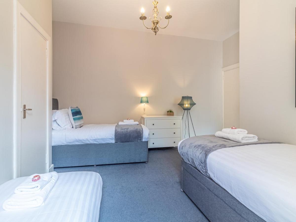 Pass The Keys Spacious And Homely Flat On The Royal Mile EDI Exterior foto