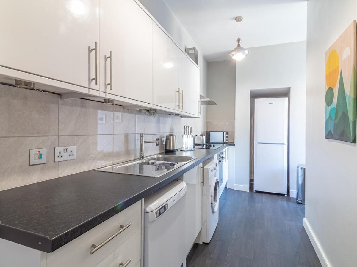 Pass The Keys Spacious And Homely Flat On The Royal Mile EDI Exterior foto