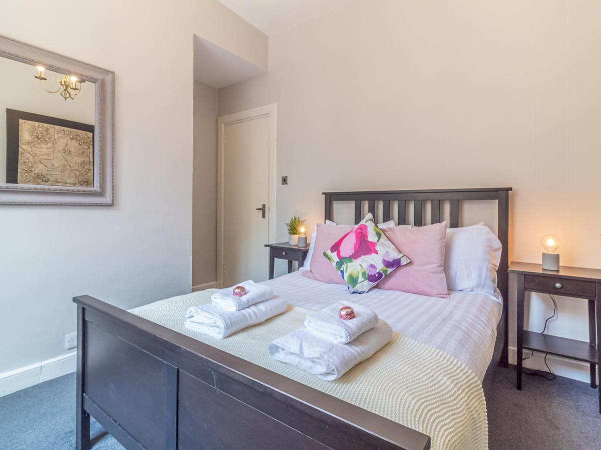 Pass The Keys Spacious And Homely Flat On The Royal Mile EDI Exterior foto